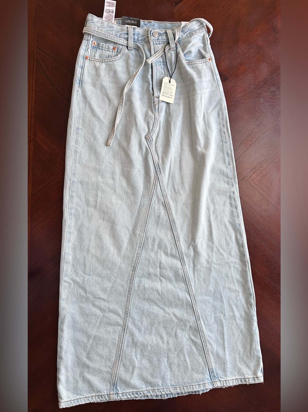 New Levi's Light Blue Denim Maxi Skirt size 24 - Picture 2 of 10
